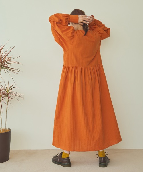 Crisp（クリスプ）の「ドビーストライプシャツワンピース（シャツワンピース・レディース・オレンジ/ホワイト/カーキ・FREE）」の20枚目の写真