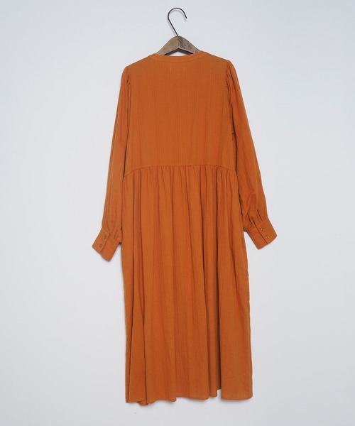 Crisp（クリスプ）の「ドビーストライプシャツワンピース（シャツワンピース・レディース・オレンジ/ホワイト/カーキ・FREE）」の15枚目の写真