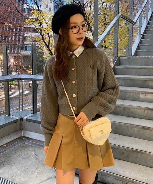 one after another NICE CLAUP（ワンアフターアナザーナイスクラップ）の「NC刺繍ケーブルカーディガン（カーディガン/ボレロ・レディース・ブラック/アイボリー/グレー/パープル・FREE）」の11枚目の写真