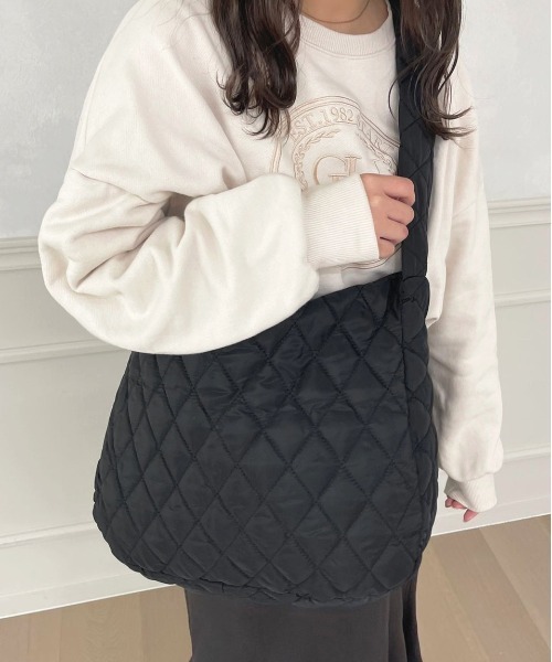 apres jour(アプレジュール)の「【apres jour×ARIAZ】キルティングショルダーバッグ(ショルダーバッグ・レディース・ブラック/アイボリー・FREE)」の3枚目の写真