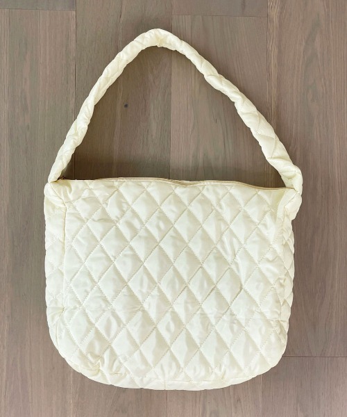 apres jour(アプレジュール)の「【apres jour×ARIAZ】キルティングショルダーバッグ(ショルダーバッグ・レディース・ブラック/アイボリー・FREE)」の6枚目の写真