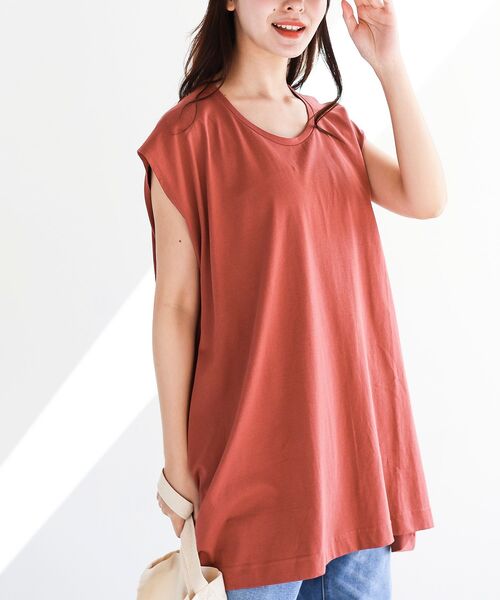 rps（アールピーエス）の「フレンチスリーブチュニックＴ（Tシャツ/カットソー・レディース・ブラック/サックスブルー/オフホワイト/マスタード/オレンジ系その他/グレイッシュベージュ/グリーン・フリー）」の7枚目の写真