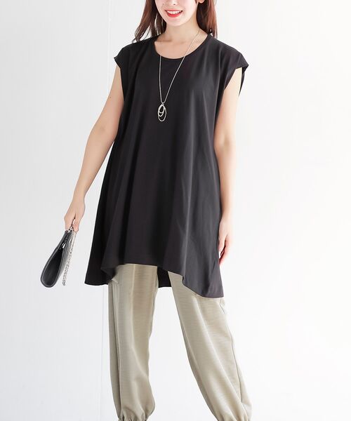 rps（アールピーエス）の「フレンチスリーブチュニックＴ（Tシャツ/カットソー・レディース・ブラック/サックスブルー/オフホワイト/マスタード/オレンジ系その他/グレイッシュベージュ/グリーン・フリー）」の9枚目の写真