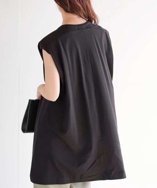 rps（アールピーエス）の「フレンチスリーブチュニックＴ（Tシャツ/カットソー・レディース・ブラック/サックスブルー/オフホワイト/マスタード/オレンジ系その他/グレイッシュベージュ/グリーン・フリー）」の14枚目の写真