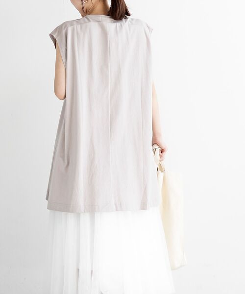 rps（アールピーエス）の「フレンチスリーブチュニックＴ（Tシャツ/カットソー・レディース・ブラック/サックスブルー/オフホワイト/マスタード/オレンジ系その他/グレイッシュベージュ/グリーン・フリー）」の19枚目の写真