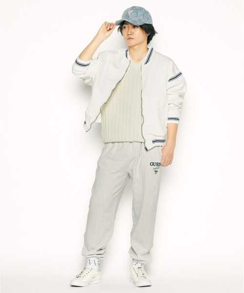 Guess（ゲス）の「GUESS Originals Logo Joggers（スウェットパンツ・メンズ・ブラック/ライトグレー・MEDIUM/LARGE/X-LARGE/SMALL）」の9枚目の写真