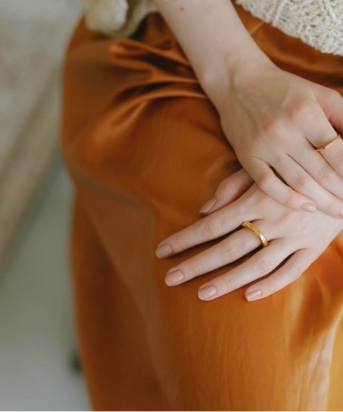 Ops.（オプス）の「リング 大きめ 大ぶり シルバー925 ゴールド 金属アレルギー対応【AUREOLA アウレオラ】18kゴールド仕上げ（リング・レディース・シルバー/イエローゴールド・11号/9号/15号/13号）」の5枚目の写真