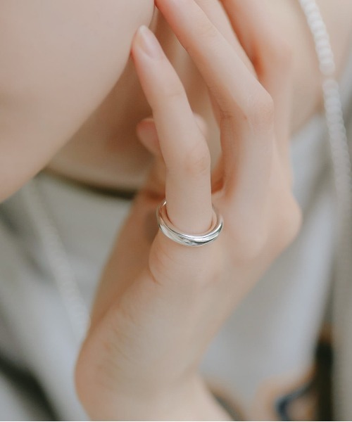 Ops.（オプス）の「リング 大きめ 大ぶり シルバー925 ゴールド 金属アレルギー対応【AUREOLA アウレオラ】18kゴールド仕上げ（リング・レディース・シルバー/イエローゴールド・11号/9号/15号/13号）」の18枚目の写真