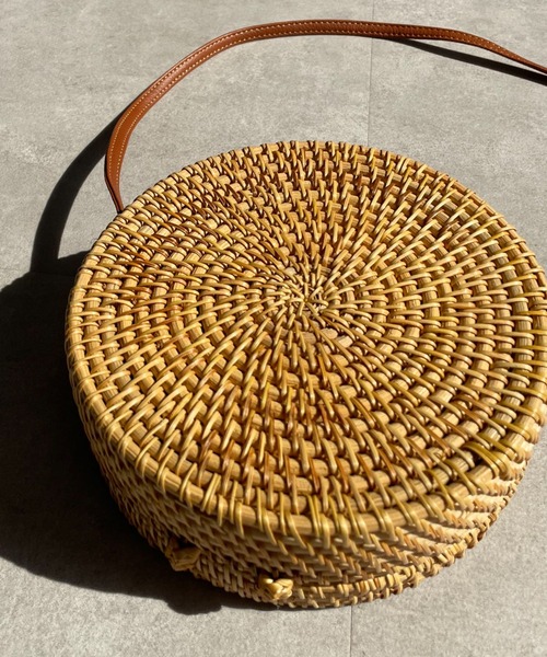 CIAOPANIC（チャオパニック）の「サークルショルダーカゴバック（かごバッグ・レディース・ベージュ・FREE）」の5枚目の写真