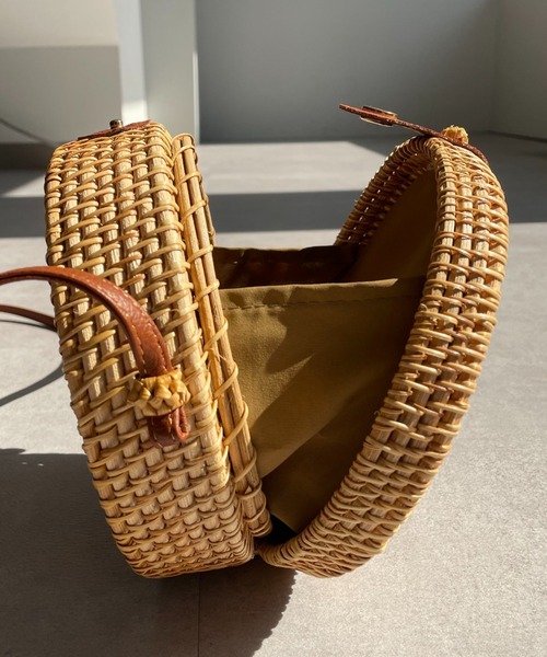 CIAOPANIC（チャオパニック）の「サークルショルダーカゴバック（かごバッグ・レディース・ベージュ・FREE）」の3枚目の写真