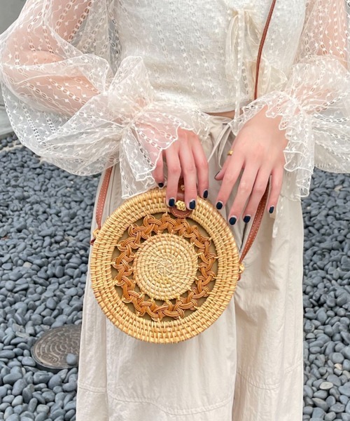 CIAOPANIC（チャオパニック）の「サークルショルダーカゴバック（かごバッグ・レディース・ベージュ・FREE）」の4枚目の写真