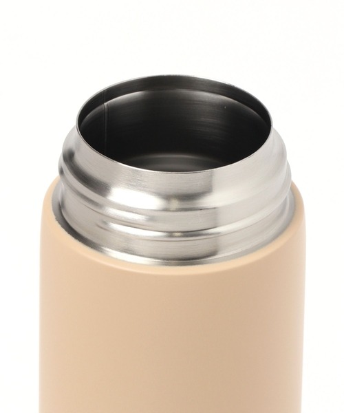 LAKOLE（ラコレ）の「ハンドル付きボトル[500ml] / 181702（水筒