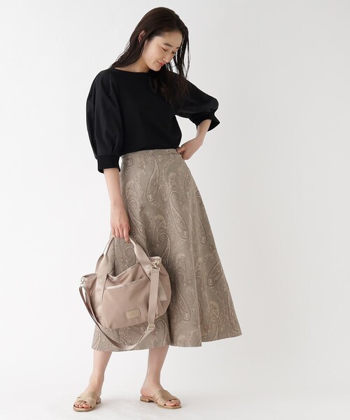 OPAQUE.CLIP(オペークドットクリップ)の「◆シルク調コットン 異素材切替えパフスリーブカットソー【洗濯機洗い可】(Tシャツ/カットソー・レディース・ホワイト系/ブルー/ブラック/ベージュ・42/40/38/36)」の13枚目の写真