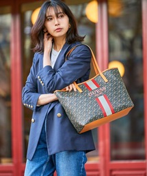 【Guess】国内発送 VIKKY G-CUBE ハンド トートバッグ ゲス Guess（ゲス）の「【GUESS】ゲス VIKKY G - CUBE TOTE BAG