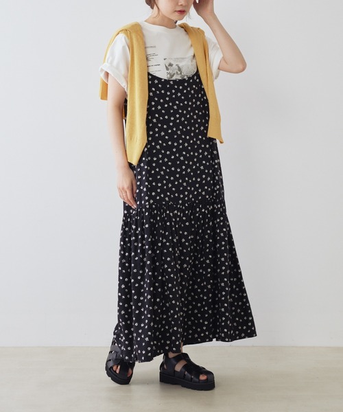 PUAL CE CIN（ピュアルセシン）の「ランダムフラワープリント キャミワンピース（ワンピース・レディース・ブラック/ネイビー・FREE）」の8枚目の写真
