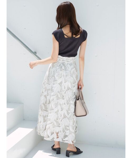 MERCURYDUO(マーキュリーデュオ)の「マルチウェイナローストラップリブニット(ニット/セーター・レディース・レッド/オフホワイト/チャコールグレー/ブラック・FREE)」の6枚目の写真