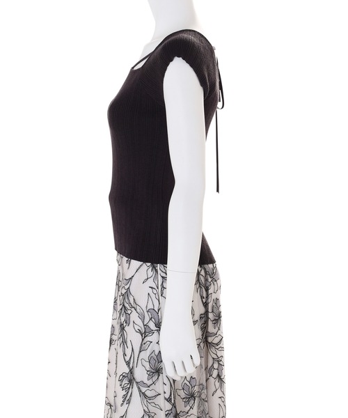 MERCURYDUO(マーキュリーデュオ)の「マルチウェイナローストラップリブニット(ニット/セーター・レディース・レッド/オフホワイト/チャコールグレー/ブラック・FREE)」の22枚目の写真