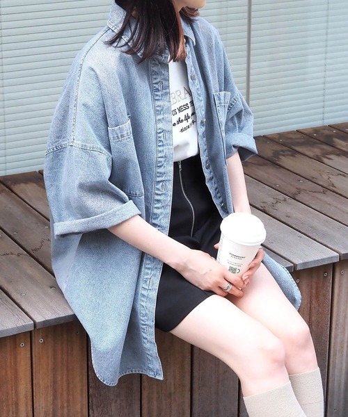 tiptop(ティップトップ)の「デニム半袖BIGシャツ(シャツ/ブラウス・レディース・ブラック/ネイビー/サックスブルー・FREE)」の15枚目の写真