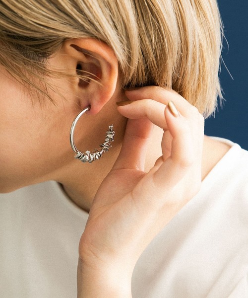 KBF（ケイビーエフ）の「メタルビーズピアス（ピアス（両耳用）・レディース・シルバー/ゴールド・ONE）」の9枚目の写真