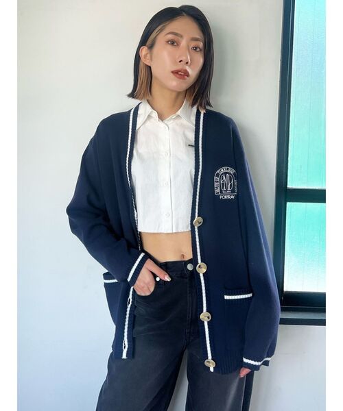 EMODA（エモダ）の「エンブレムラインニットカーディガン（カーディガン/ボレロ・レディース・ネイビー/グレー/ブラック・FREE）」の5枚目の写真