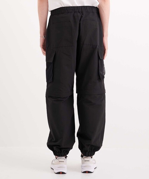 CITY TOKYO（シティトウキョウ）の「2WAYイージーワイドカーゴパンツ〈裾ゴム・ショートパンツ〉（カーゴパンツ・メンズ・ブラック/ダークグレー・2/1）」の8枚目の写真