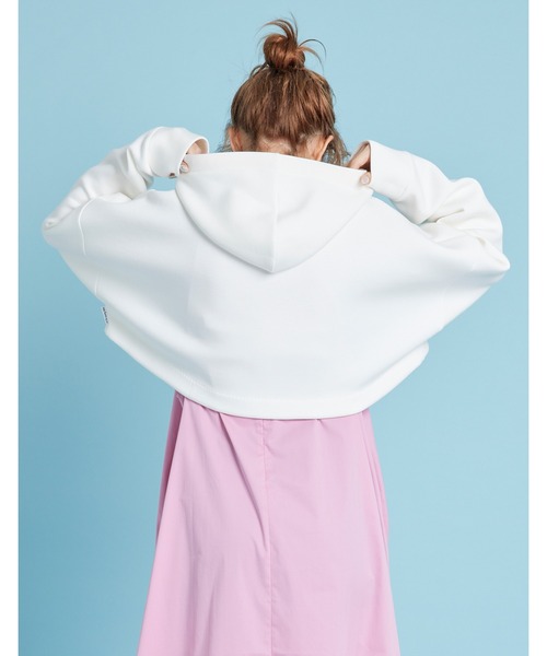 Little sunny bite(リトルサニーバイト)の「【8】【little sunny bite】Short logo hoodie(パーカー・レディース・ホワイト・FREE)」の17枚目の写真