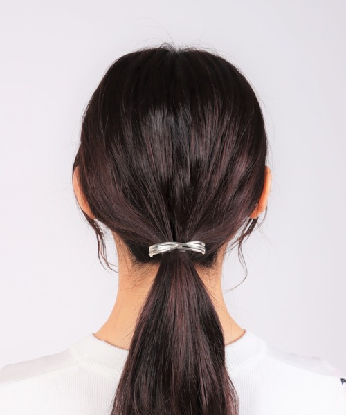 Three Four Time（ｽﾘｰﾌｫｰﾀｲﾑ）の「メタルクロスヘアカフ（ヘアゴム・レディース・ゴールド/シルバー・FREE）」の4枚目の写真