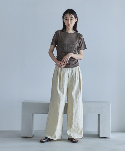 feepur(フェピュール)の「タフタツータックワイドパンツ(その他パンツ・レディース・アイボリー/ネイビー/ブラック・MEDIUM/SMALL/TALL)」の9枚目の写真