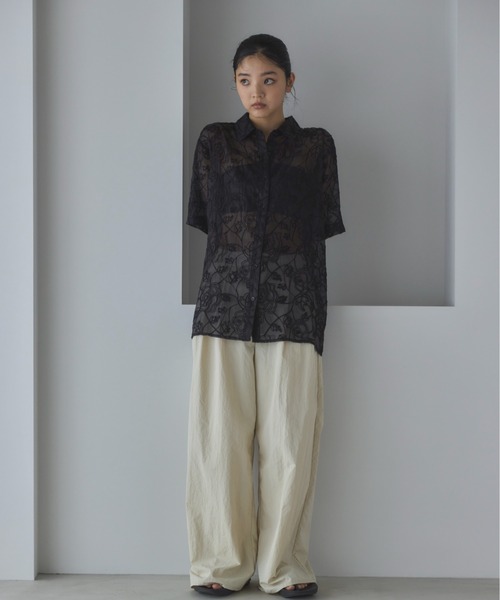 feepur(フェピュール)の「タフタツータックワイドパンツ(その他パンツ・レディース・アイボリー/ネイビー/ブラック・MEDIUM/SMALL/TALL)」の11枚目の写真
