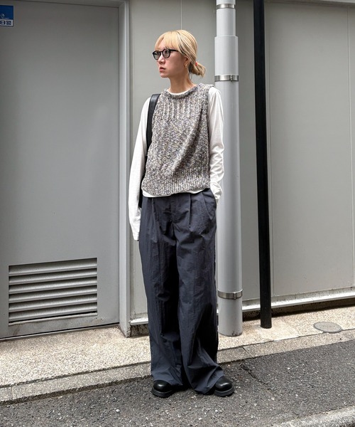 feepur(フェピュール)の「タフタツータックワイドパンツ(その他パンツ・レディース・アイボリー/ネイビー/ブラック・MEDIUM/SMALL/TALL)」の20枚目の写真