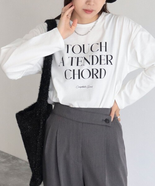 fredy emue(フレディエミュ)の「グラフィックロンT(Tシャツ/カットソー・レディース・チャコールグレー/ネイビー/オフホワイト・38)」の19枚目の写真
