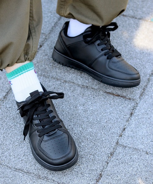 AAA+(サンエープラス)の「軽量 コートスタイルスニーカー(スニーカー・レディース・キャメル/レッド/ブラック/グリーン/ホワイト/ブラック×ブラック・40/41/37/38/39/36/35)」の10枚目の写真