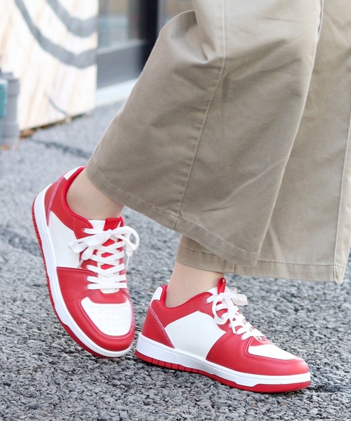 AAA+(サンエープラス)の「軽量 コートスタイルスニーカー(スニーカー・レディース・キャメル/レッド/ブラック/グリーン/ホワイト/ブラック×ブラック・40/41/37/38/39/36/35)」の20枚目の写真