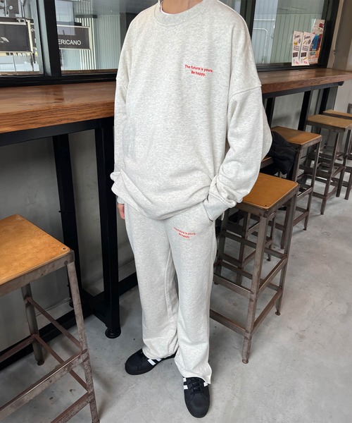 ISOOK(アイスー)の「【セットアップ対応】刺繍ロゴスウェットパンツ(chiica original) / スリットパンツ ロゴスウェット(スウェットパンツ・レディース・アイボリー/ブラック/グレー/ブラウン・FREE)」の6枚目の写真