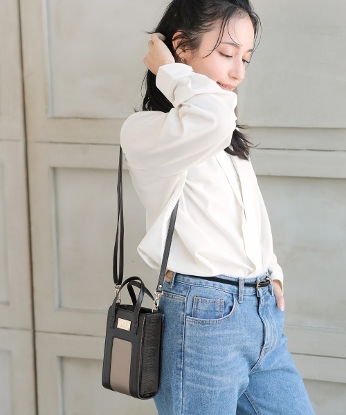 Clelia（クレリア）の「【Serena/セレーナ】2way縦型スマホショルダー