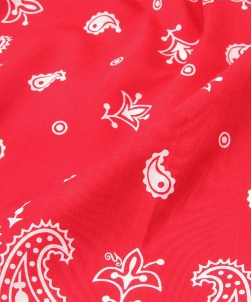 BEAMS BOY（ビームスボーイ）の「【FUDGE5月号掲載】BEAMS BOY / コットンサテン バンダナ（バンダナ/スカーフ・レディース・ブラック/レッド/ネイビー・ONE SIZE）」の10枚目の写真