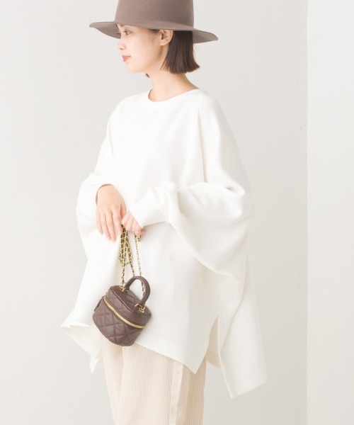 OMNES(オムネス)の「ソフトダンボールニットワイドシルエット長袖プルオーバー(Tシャツ/カットソー・レディース・オフホワイト/ブラック/グレー/ベージュ/チャコール/グレイッシュベージュ/モカ・FREE)」の2枚目の写真