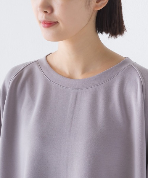 OMNES(オムネス)の「ソフトダンボールニットワイドシルエット長袖プルオーバー(Tシャツ/カットソー・レディース・オフホワイト/ブラック/グレー/ベージュ/チャコール/グレイッシュベージュ/モカ・FREE)」の10枚目の写真