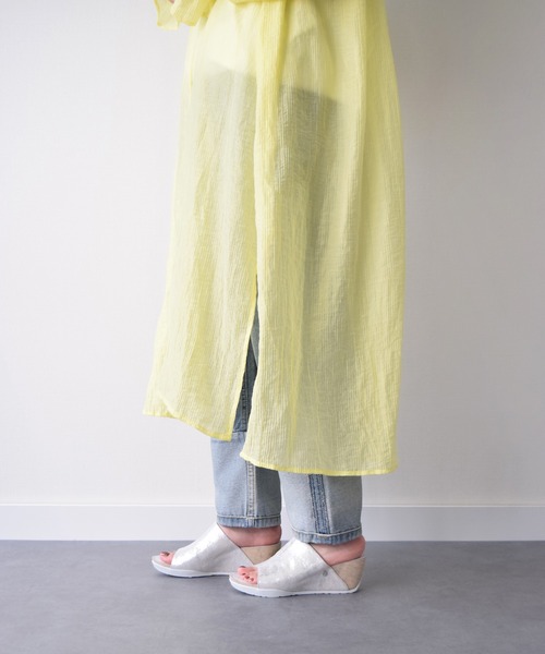 Bussola(ブソラ)の「【bussola】ウェッジヒールミュールサンダル(945710)(サンダル・レディース・シルバー/ゴールド・35/36/37/38/39)」の7枚目の写真