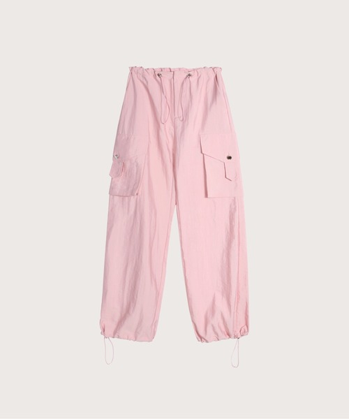 LA POMME petit(ラポミ・プチ)の「ポケットアンクルカーゴパンツ Pocket Ankle Pants(カーゴパンツ・レディース・ベージュ/ピンク・SMALL/MEDIUM)」の2枚目の写真