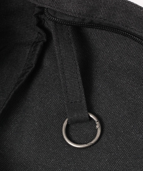 LAKOLE（ラコレ）の「ZIPキャンバスショルダー / 110640（ショルダーバッグ・メンズ・ナチュラル/ブラック/ライトグレー・FREE）」の17枚目の写真