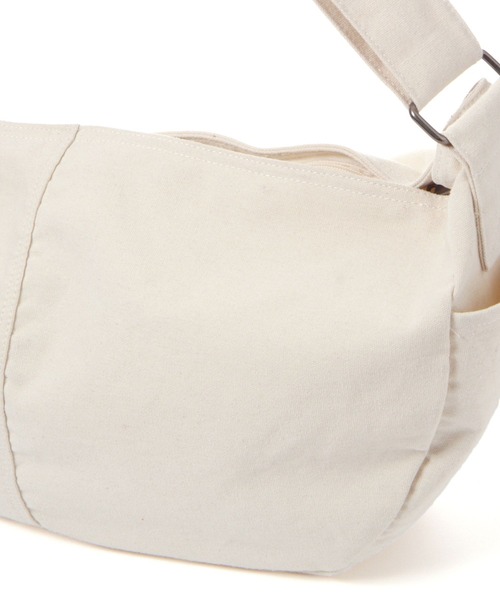 LAKOLE（ラコレ）の「ZIPキャンバスショルダー / 110640（ショルダーバッグ・メンズ・ナチュラル/ブラック/ライトグレー・FREE）」の12枚目の写真