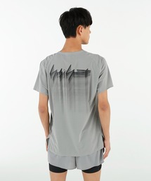Y-3（ワイスリー）の「M RUN SS TEE（Tシャツ/カットソー・メンズ）」