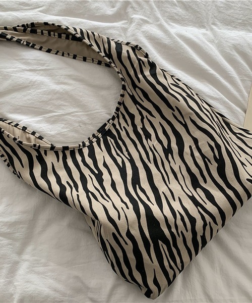 HALEY PESCA(ヘーリーペスカ)の「HALEY PESCA/2way アニマル柄 ショルダー&トートバッグ(トートバッグ・レディース・A/B/C・FREE)」の16枚目の写真