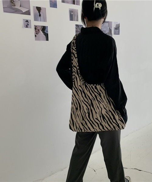 HALEY PESCA(ヘーリーペスカ)の「HALEY PESCA/2way アニマル柄 ショルダー&トートバッグ(トートバッグ・レディース・A/B/C・FREE)」の17枚目の写真