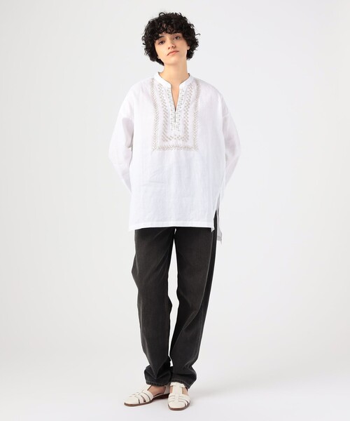 NE QUITTEZ PAS!(ヌキテパ)の「【別注】ne Quittez pas BLACK × TOMORROWLAMD フロントビーズチュニック(シャツ/ブラウス・レディース・ホワイト系その他・FREE)」の2枚目の写真