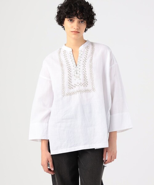 NE QUITTEZ PAS!(ヌキテパ)の「【別注】ne Quittez pas BLACK × TOMORROWLAMD フロントビーズチュニック(シャツ/ブラウス・レディース・ホワイト系その他・FREE)」の3枚目の写真
