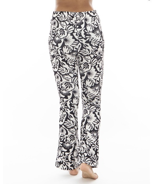 BILLABONG(ビラボン)の「BILLABONG レディース 【FOR SAND AND WATER】 PATTERN FLAR PANTS ロングパンツ 【2024年春夏モデル】/ビラボン総柄UVカットボタニカルフレアパンツ(その他パンツ・レディース・ブラック系その他/ブラウン系その他/パープル・LARGE/MEDIUM)」の6枚目の写真