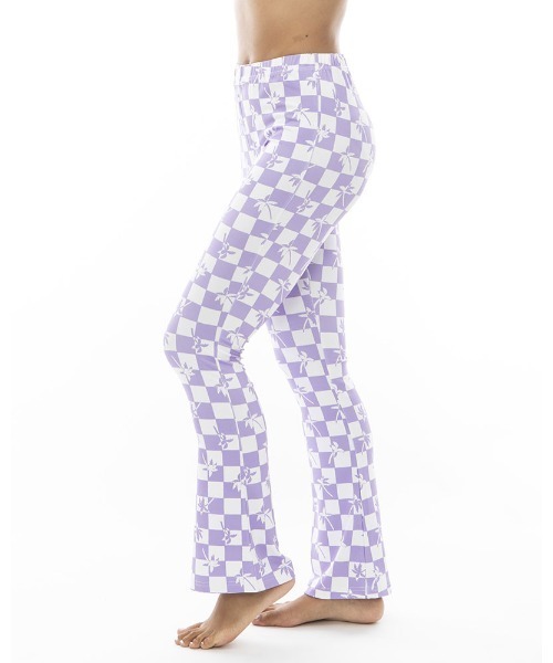BILLABONG(ビラボン)の「BILLABONG レディース 【FOR SAND AND WATER】 PATTERN FLAR PANTS ロングパンツ 【2024年春夏モデル】/ビラボン総柄UVカットボタニカルフレアパンツ(その他パンツ・レディース・ブラック系その他/ブラウン系その他/パープル・LARGE/MEDIUM)」の16枚目の写真