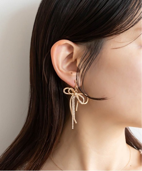 RANDA（ランダ）の「ビジューリボンイヤリング（イヤリング・レディース・シルバー/ゴールド・FREE）」の5枚目の写真